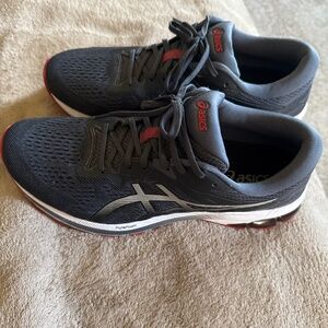 Men’s Asics Duomax FlyteFoam Size 11